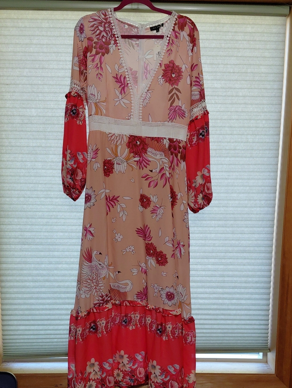 Aly Daly Pink/Coral Floral V Neck Maxi Dress W/ Lace Inserts Size L NWT